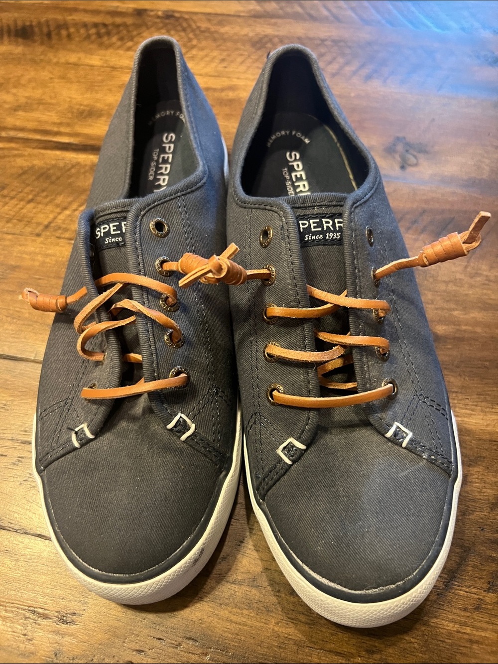 Sperry Women’s Gray Canvas Sneakers with Brown Laces Size 9.5